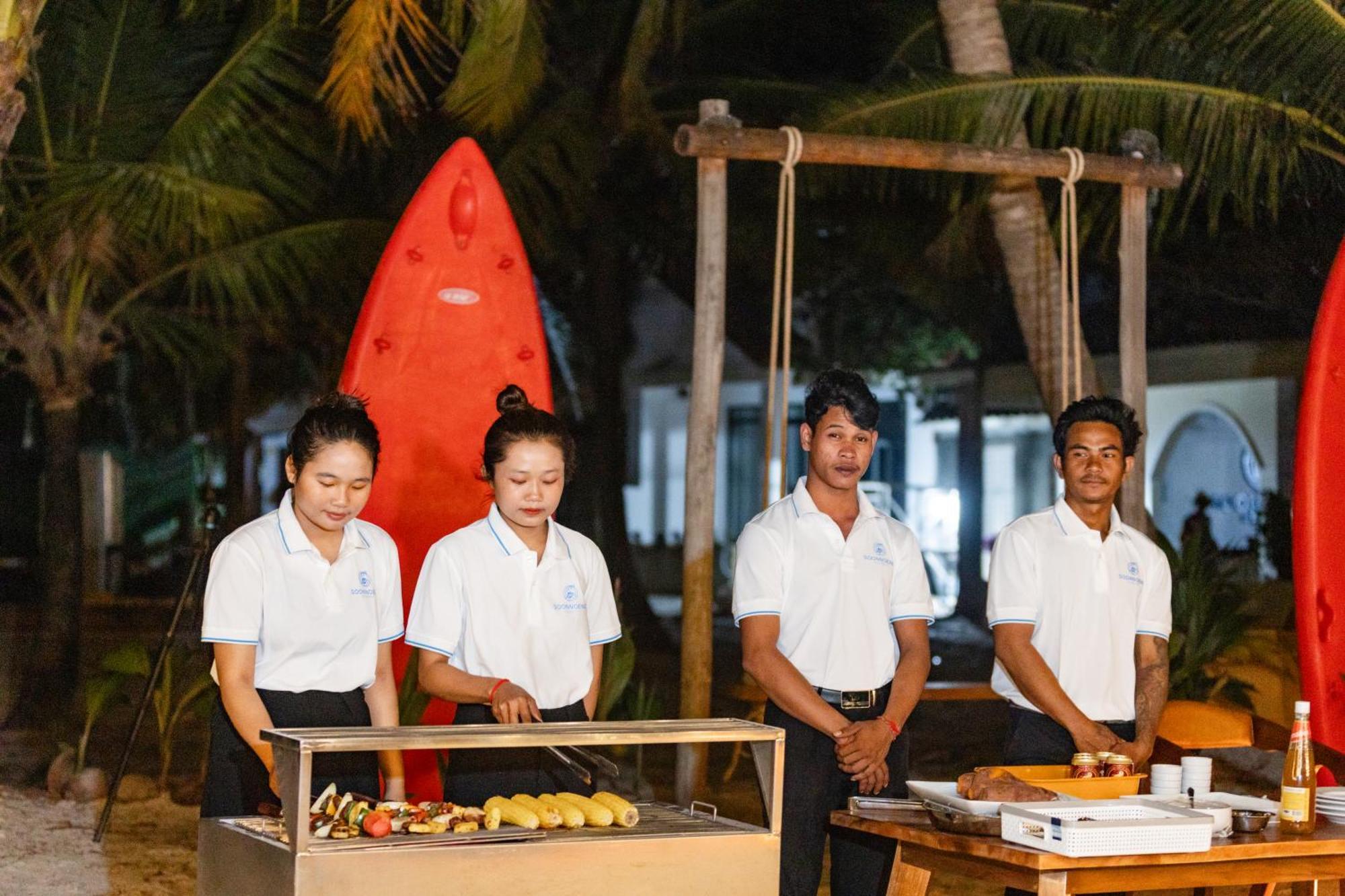 Soonnoeng Resort Ko Rong Sanloem Eksteriør bilde